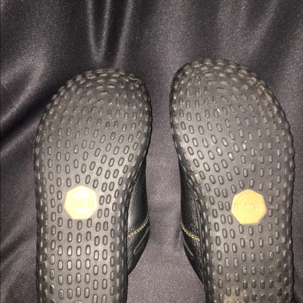 Shoes - Picture 3 of 5